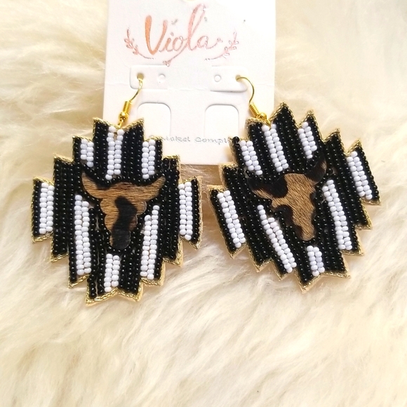 viola Jewelry - Longhorn Seed Bead Dangle Earrings